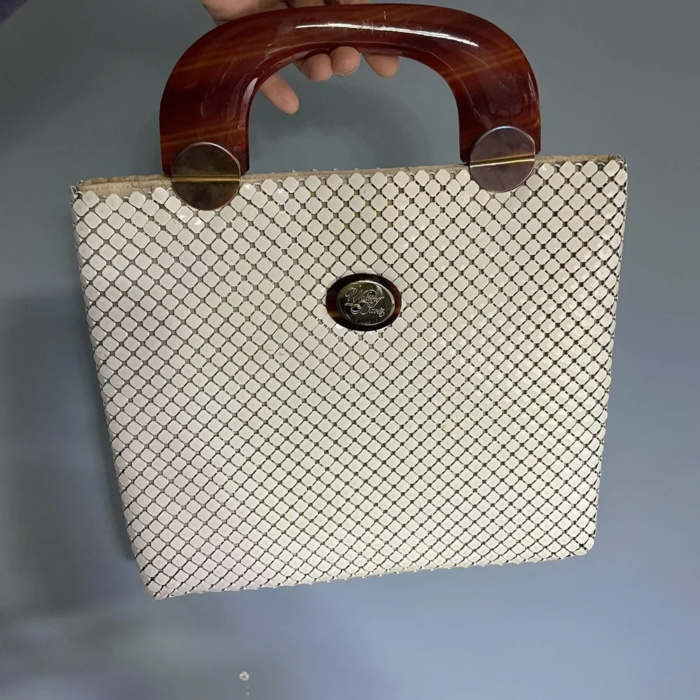 Vintage Purse Cream Mesh Tote Lucite Wood‎ Grain Handles Whiting And Davis Glam